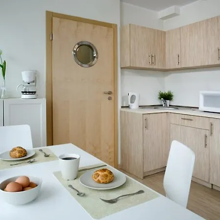 Apartmán Yellow House Lodging *